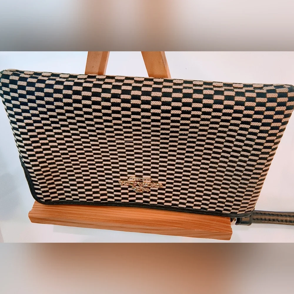 COACH Legacy Jacquard Corner Zip‎ Wristlet, Style F13311